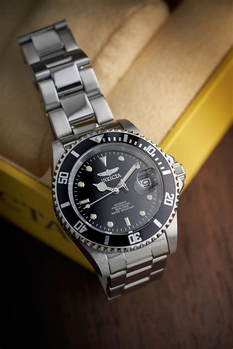 invicta submariner watches